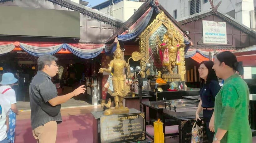 Thai Herbal Cooking Class & Market Tour in Bangkok - The market walk: herbs, remedies, and what you should notice