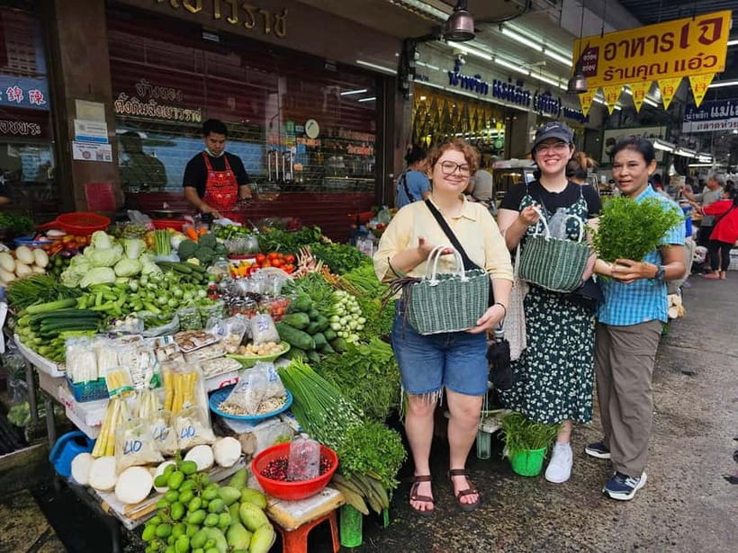 Thai Herbal Cooking Class & Market Tour in Bangkok - What you’ll cook: the weekly rotating menu (check your weekday)