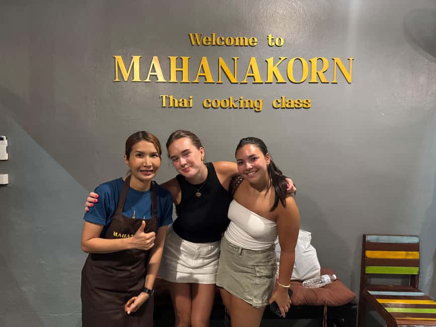 Thai Spices Hands On by Mahanakorn Thai Cooking class - Wat Pak Nam: why the temple meeting point is more than scenery
