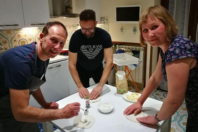 The Ultimate Neapolitan Cooking Class with Local - The Real Value: Learning Sauces Like Puttanesca and Genovese
