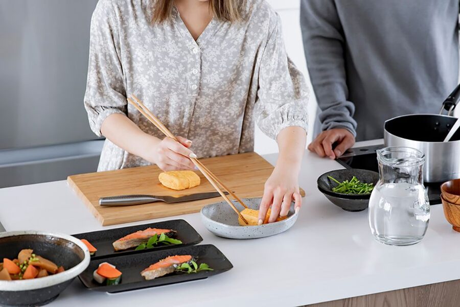 Tokyo: Japanese Home-style Cooking Class with Meal - 13:00–13:30 tasting time: eat your work, learn presentation