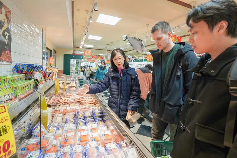 Tokyo: Sushi Cooking Class with Sake Tasting - In the Kitchen Studio Near Asakusa and Kappabashi: What You Do Hands-On