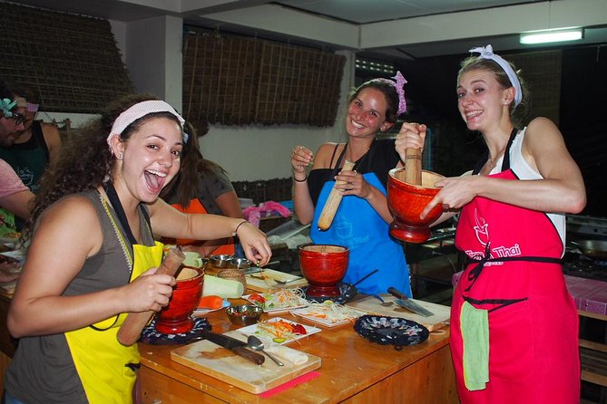 Tomyumthai Cooking Class in Chiang Mai - Market-to-kitchen Thai cooking in Chiang Mai