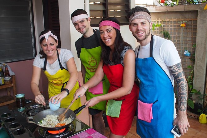 Tomyumthai Cooking Class in Chiang Mai - The local market stop: where you learn to shop like a Thai cook