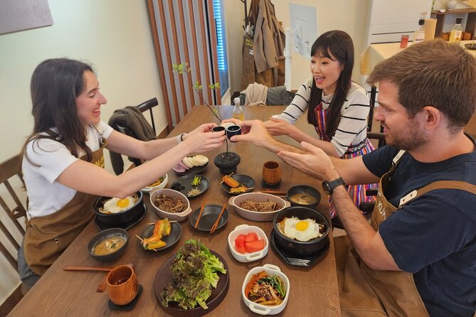 Traditional Korean 6-Dish Cooking Class + Hidden Alley Tour Seoul - Key highlights you’ll feel right away