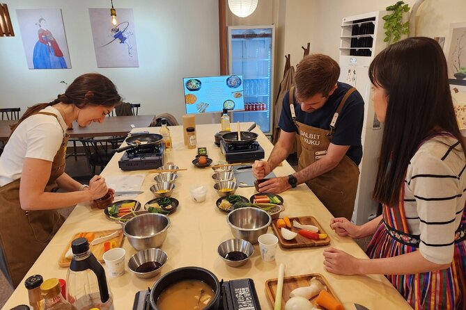 Traditional Korean 6-Dish Cooking Class + Hidden Alley Tour Seoul - Who This Seoul Experience Suits Best (And Who Should Skip It)