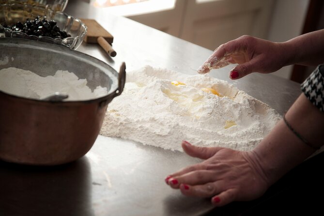Traditional Neapolitan cooking class - Price and value: what $210.99 really buys