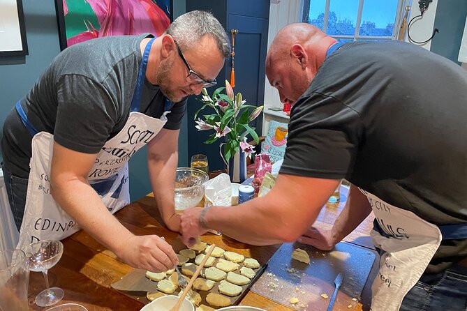 Traditional Scottish Cooking Class & Dinner with Edinburgh Local - The 6:00 pm Start: Oatcakes and Rhubarb-Ginger Gin Liqueur