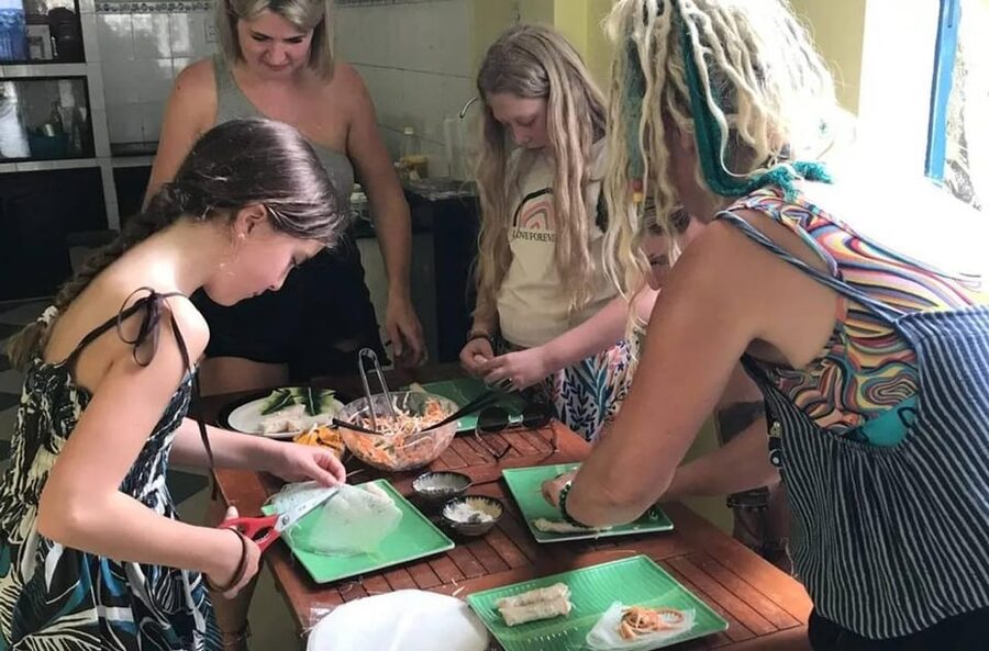 Traditional Vietnamese Cooking Class in Leina Cookery - Finding Leina Cookery at 23 Huỳnh Thúc Kháng (and getting your bearings fast)
