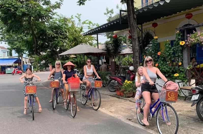 Traditional Vietnamese Cooking Class in Leina Cookery - Leina Cookery’s teaching style: clear explanations with real personality