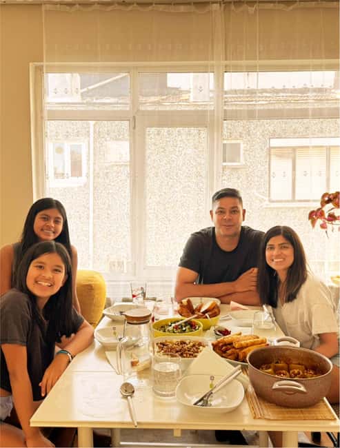 Turkish Cooking Course - Home Cooking Class in Istanbul - Tea, Talk, and the Friendship Factor in Asyu’s Home