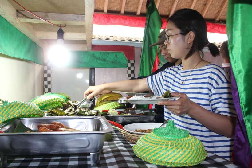 Ubud: Balinese Cooking Class and Market Tour - A Ubud Cooking Class That Feels Like a Local Day
