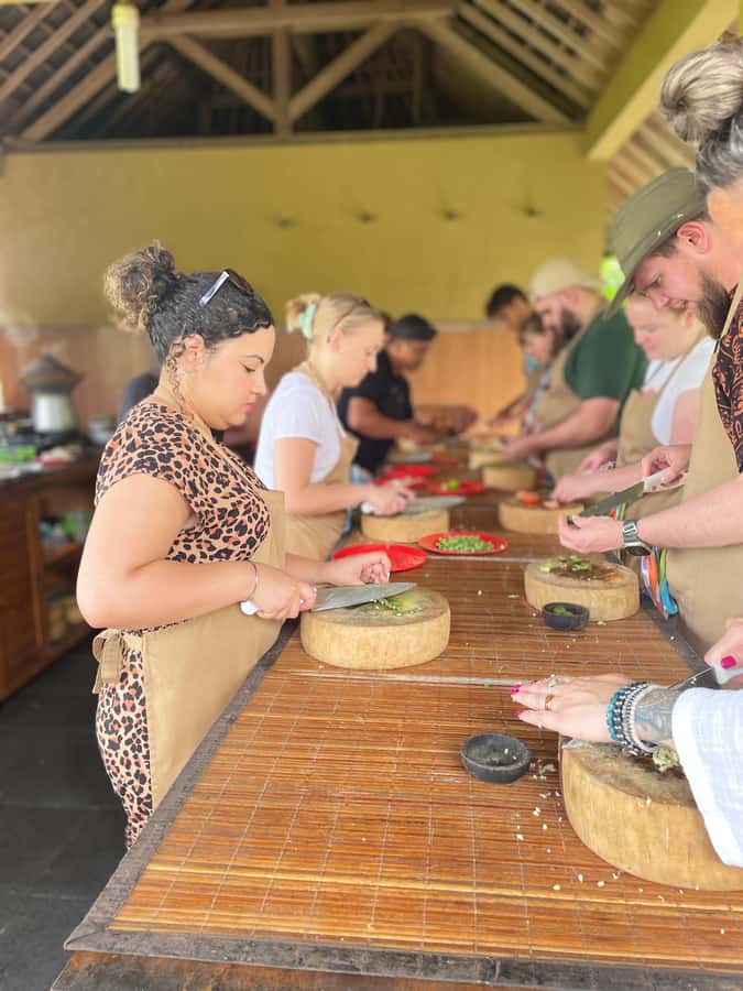 Ubud: Cooking Class with Market Visit and Hotel Pickup - Hotel Pickup in Ubud: The Start That Keeps Your Morning Easy
