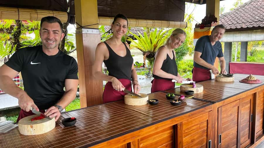 Ubud: Cooking Class with Transfers and Optional Market Visit - Why this class in Ubud works so well (not just another cooking show)