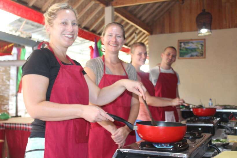 Ubud : Regular or Vegetarian cooking class with market visit - Lunch gets real when you cook the Balinese dishes yourself