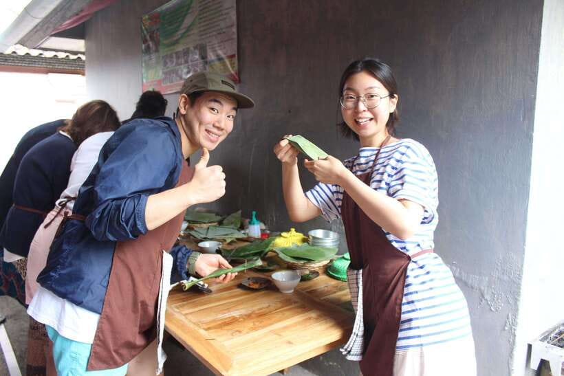 Ubud : Regular or Vegetarian cooking class with market visit - The morning market and rice fields: where your cooking starts to make sense