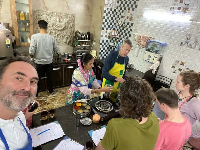 Udaipur: Authentic Indian Cooking Class with Lunch or Dinner - Regular Menu vs Special Rajasthani Menu: Picking Your Flavor Story