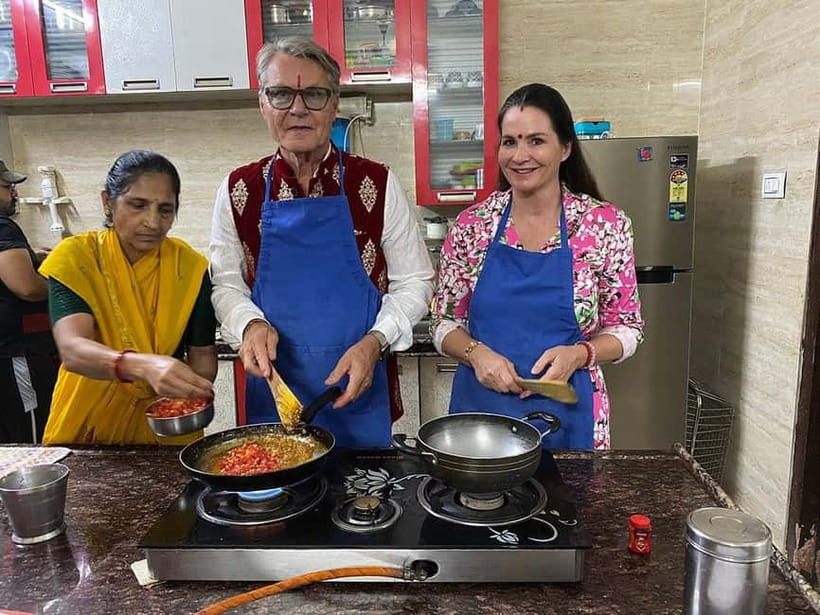 Udaipur: Authentic Indian Cooking Class with Lunch or Dinner - Lunch or Dinner You Can Recreate: Why the Recipe Papers Matter