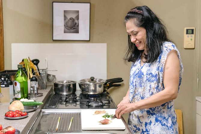 Unique Private Cooking Class with a Tokyo Local Emi - Tokyo Home Cooking With Emi: What Makes This Class Feel Personal
