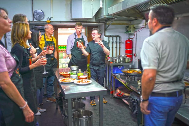 Valencia: Traditional Paella Cooking Class and Dinner - Sangria and snacks while the paella cooks