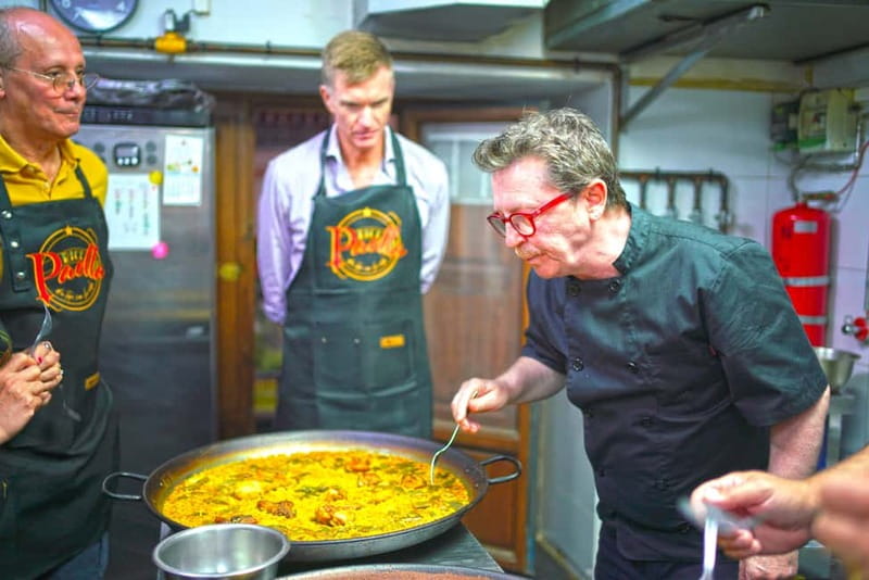 Valencia: Traditional Paella Cooking Class and Dinner - Price and value: what $90 buys you in real life