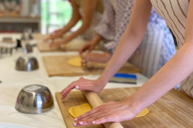 Varenna Walking Tour and Cooking Class - Lunch included: eating what you made, not hunting for it