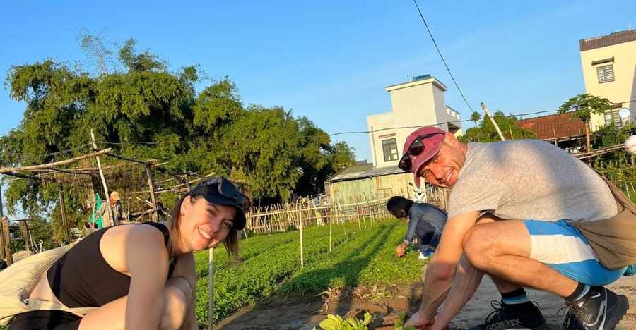 Vegetarian Cooking Class & Countryside Bike Tour in Hoi An - Included vs not included: what your ticket covers