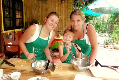 Vegetarian Organic Thai Cooking Class and Market Tour in Phuket - Getting There From Phuket Without Stress (Pickup Timing and Options)