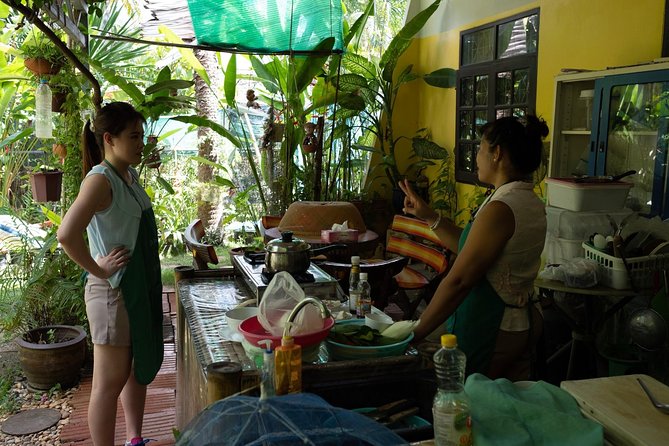 Vegetarian Organic Thai Cooking Class and Market Tour in Phuket - In the Organic Garden Kitchen: A Hands-On Thai Cooking School