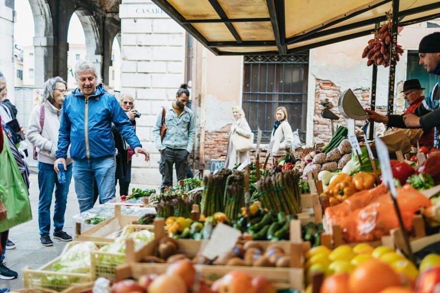 Venice: Rialto Market Tour, Cooking Class, and Lunch - Fresh hand-made pasta: knead, roll, shape, then cook what you made