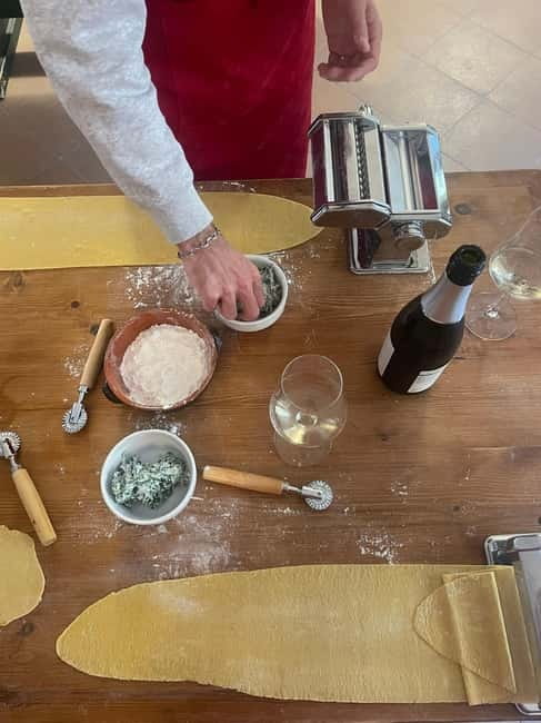 Verona: Pasta Cooking Class with Wine Tasting - Organic wine pairing: sparkling, Valpolicella, Valpolicella Superiore