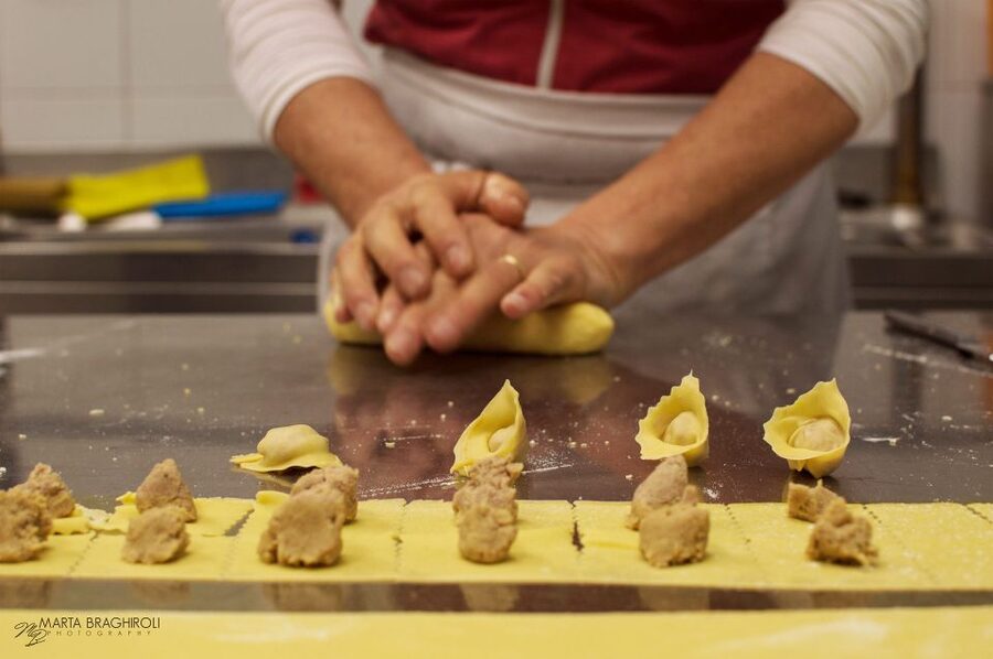 Verona: Tortellini Cooking Class and Lunch with Mamma Ivana - Who should book this tortellini class?