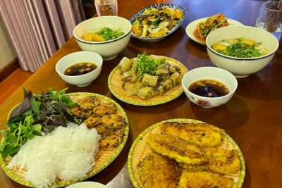 Vietnamese Vegetarian Cooking Class in Hanoi - Getting There: The Meeting Point in Hanoi’s Old Quarter