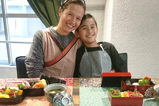 Well-balanced BENTO (lunch box) Cooking Class - Packing your bento: how to make it look good and stay balanced