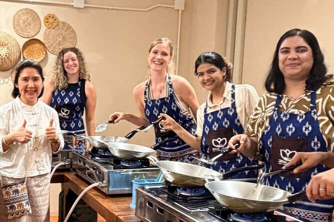 White Lotus Thai Cooking Class in Bangkok - Cooking four dishes in one session: Tom Yum Goong, Pad Thai, Som Tam, Mango Sticky Rice