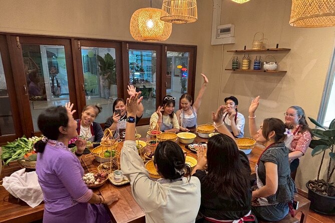 White Lotus Thai Cooking Class in Bangkok - How the hands-on stations work (and why you’ll get better results)