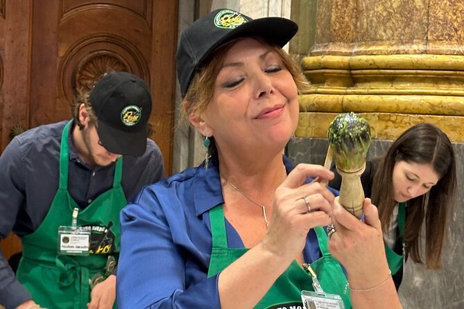 With Tiziana Cooking Class for Pesto , Gnocchi and Tiramisù - Who This Class Suits Best in Genoa