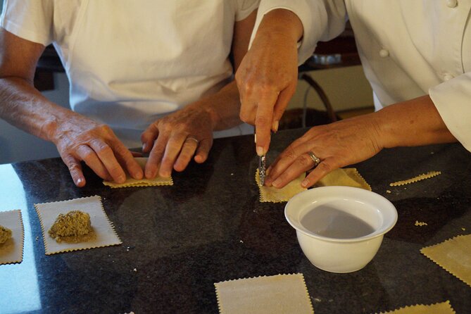 Yummy Cooking Class in Venice with Professional Chef - Meeting point and how to start without stress