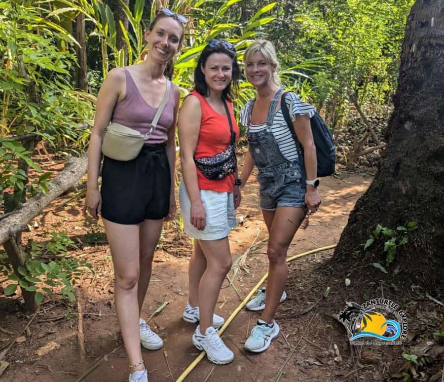Zanzibar: Spice Farm Tour with Traditional Cooking Class - What to bring so the day runs smoothly